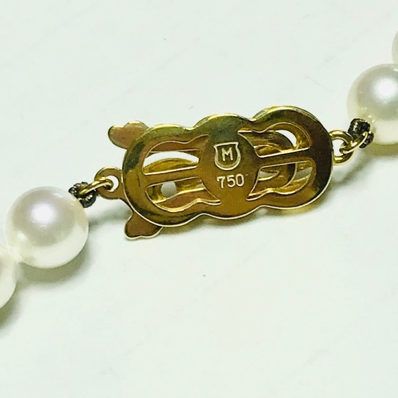 ⭐️HOST PICK⭐️ MIKIMOTO Akoya Pearl Necklace w/18KT Gold Clasp - Picture 8 of 14